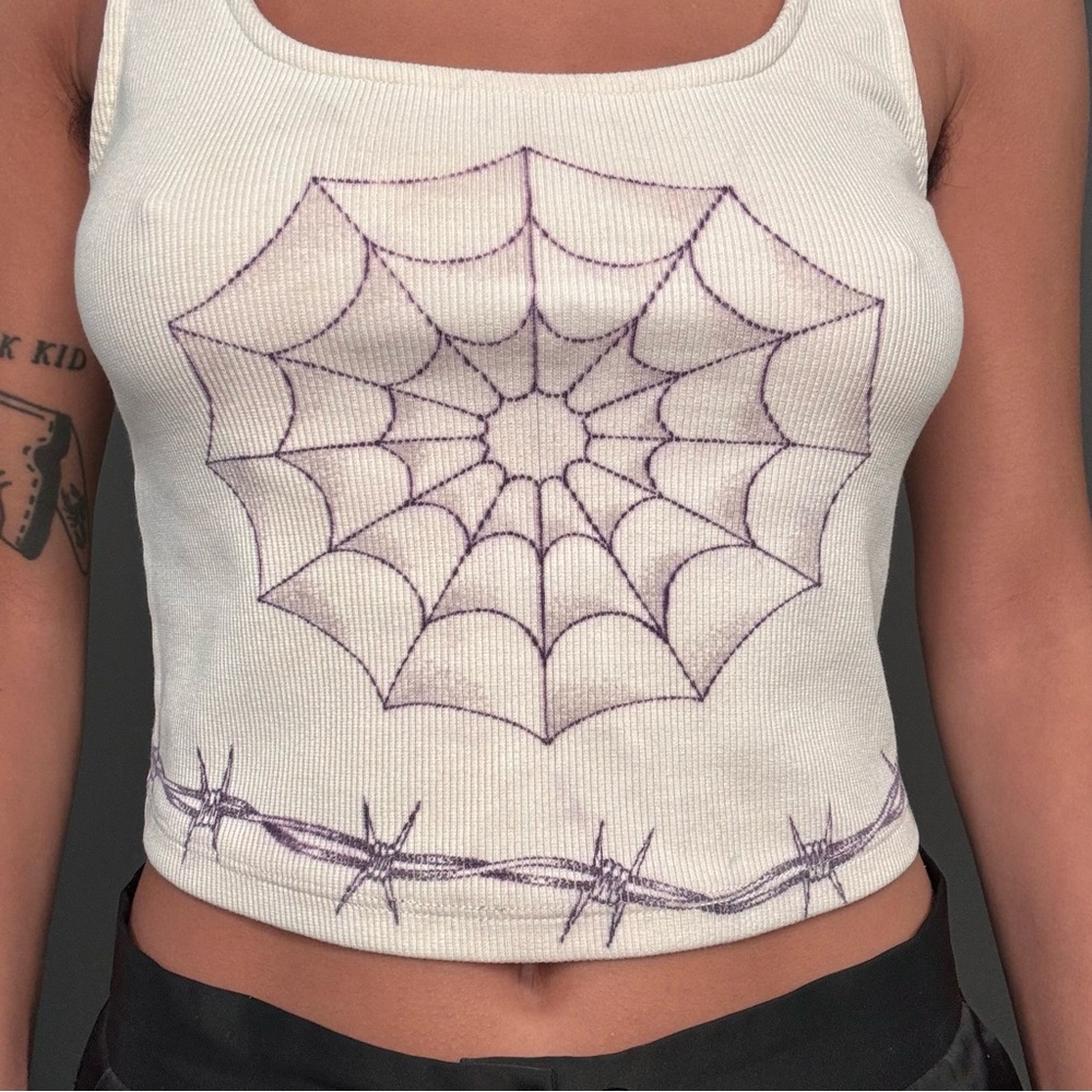 Spider Web Tank View 3